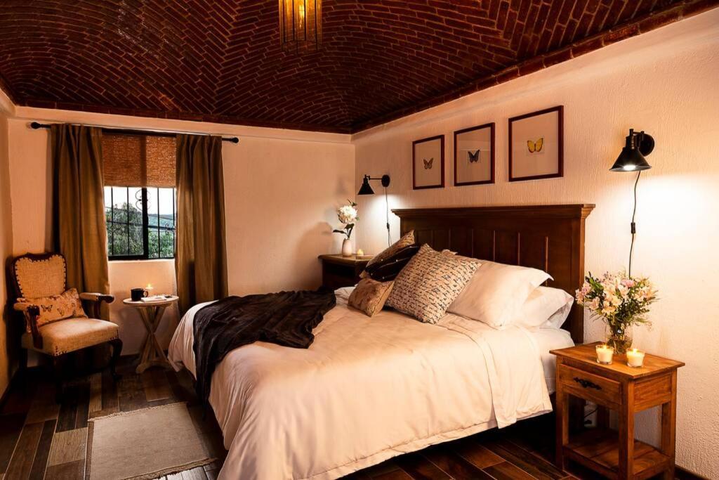 Casa Aurora, Estilo Rustico-Moderno, Guanajuato Villa ภายนอก รูปภาพ